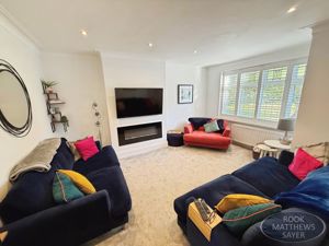 Photo 16- click for photo gallery